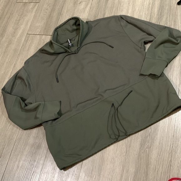 Athleta HERMOSA MOCK NECK Mountain Olive Green SWEATSHIRT size S - Picture 11 of 16